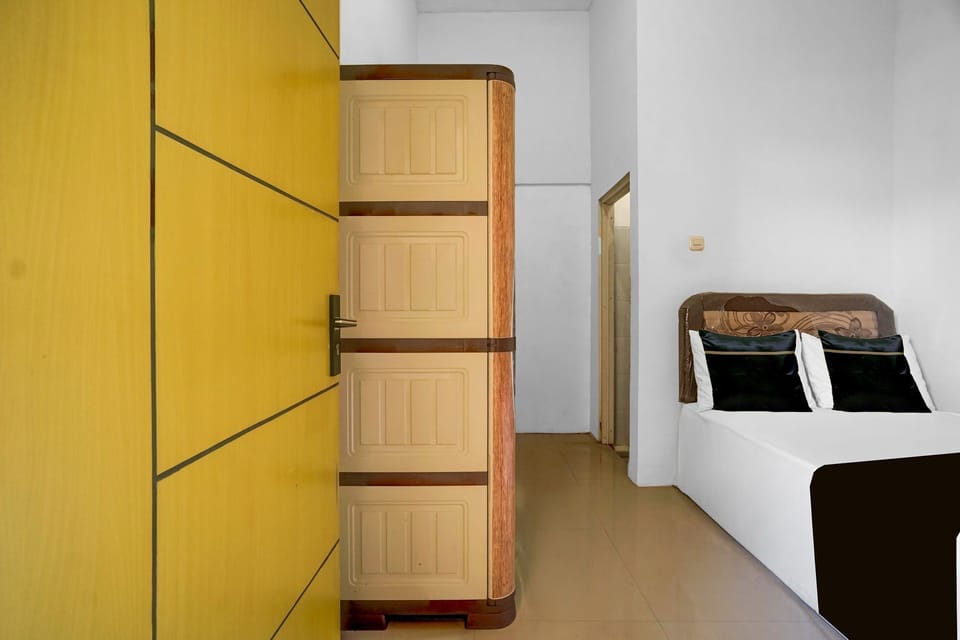 Standard Double Room | Bed sheets