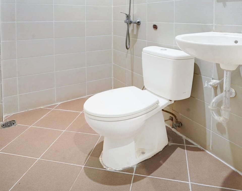 Standard Double Room | Bathroom | Shower