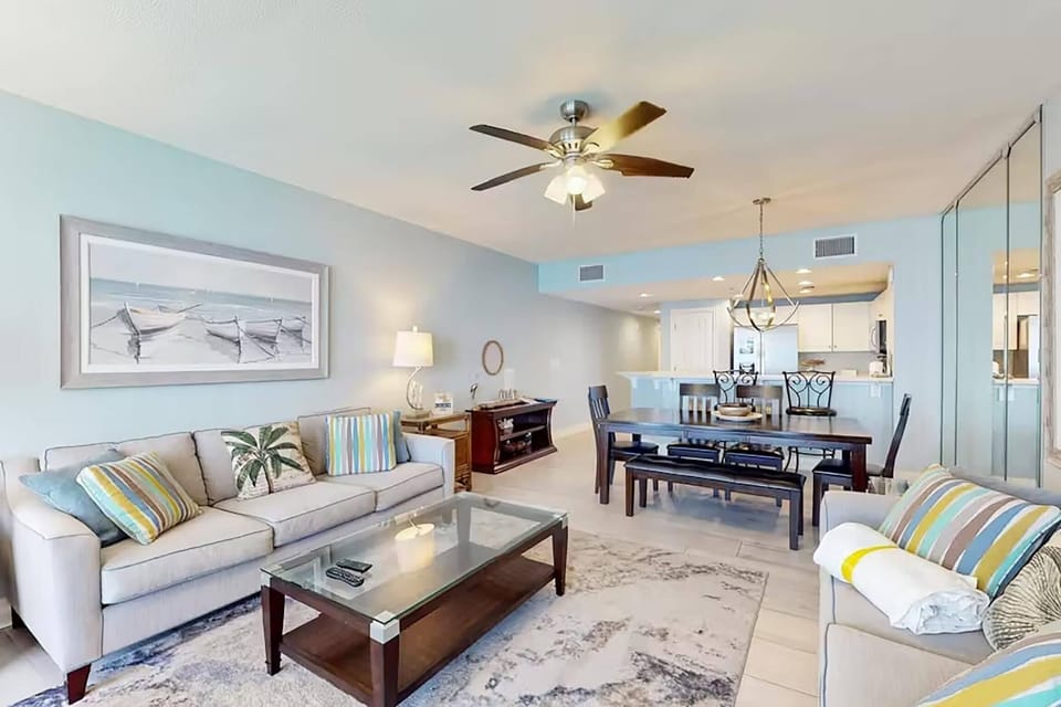 Condo, Multiple Beds (Majestic Beach Towers 2-1903) | Living area