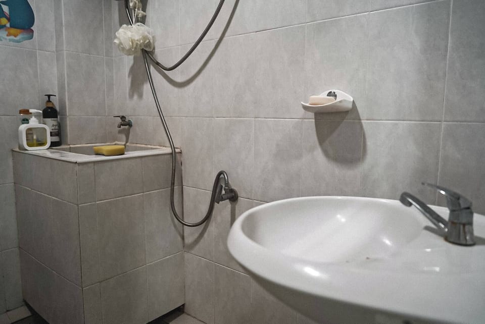 Room, 1 Bedroom, Patio | Bathroom