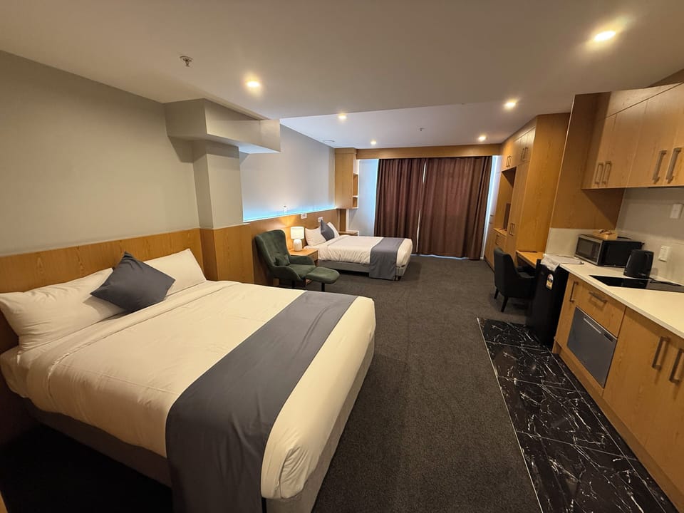 Deluxe Studio | Desk, iron/ironing board, free WiFi