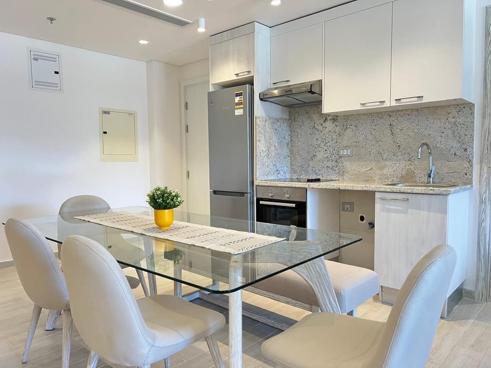 Chalet, 3 Bedrooms, Sea View | Dining