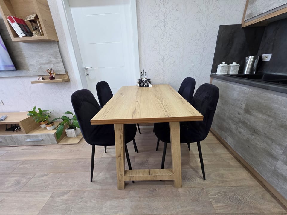 Family Apartment, Balcony, Beach View | Dining