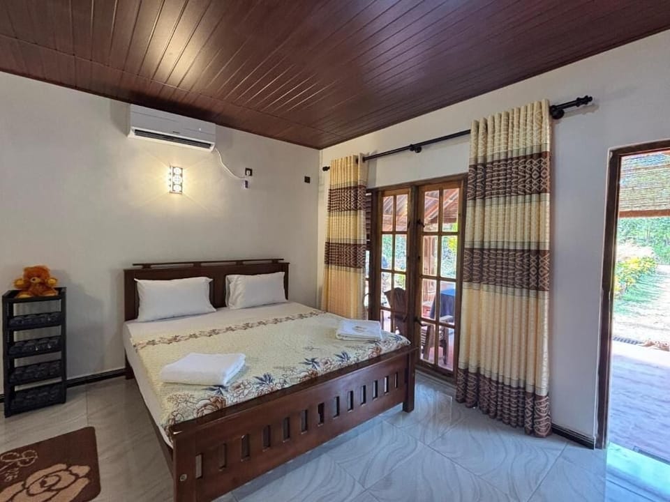 Minibar, soundproofing, free WiFi