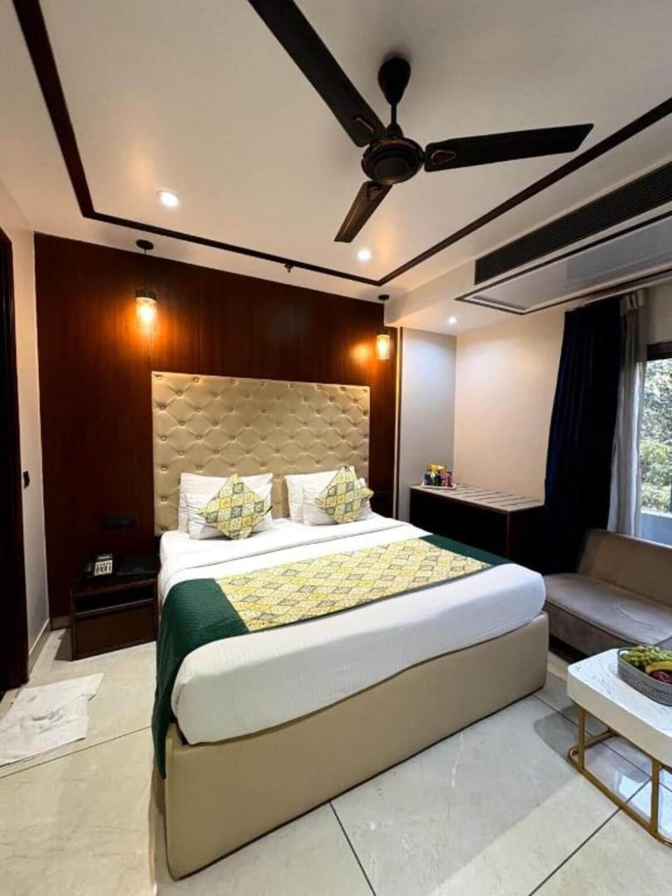 In-room safe, desk, laptop workspace, soundproofing