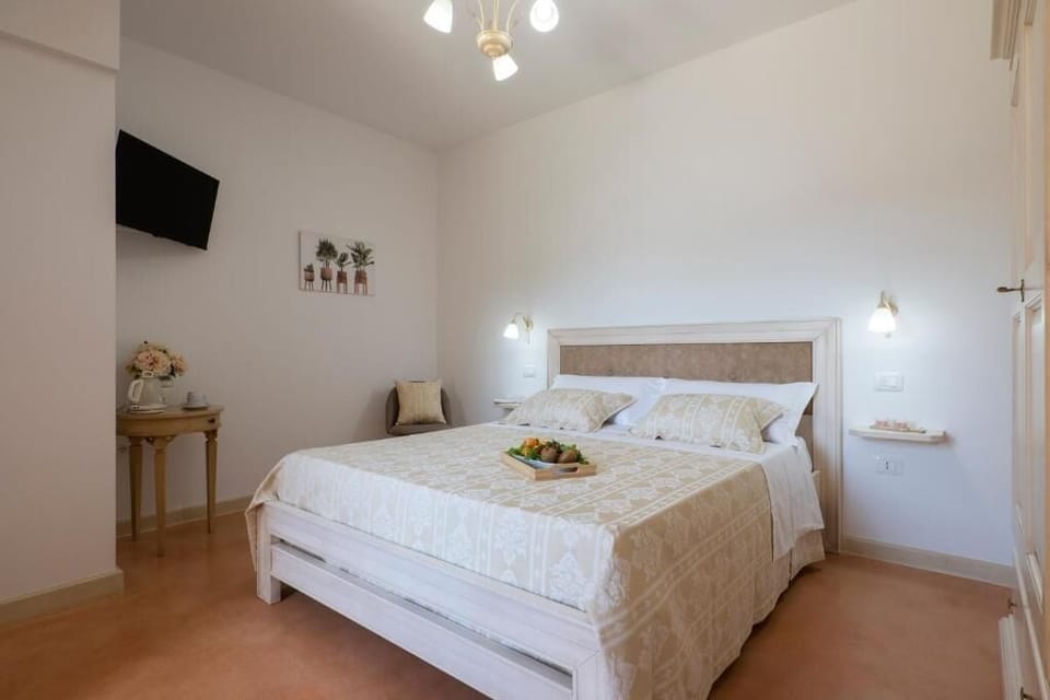 Triple Room, Courtyard View | Down comforters, memory foam beds, minibar, in-room safe