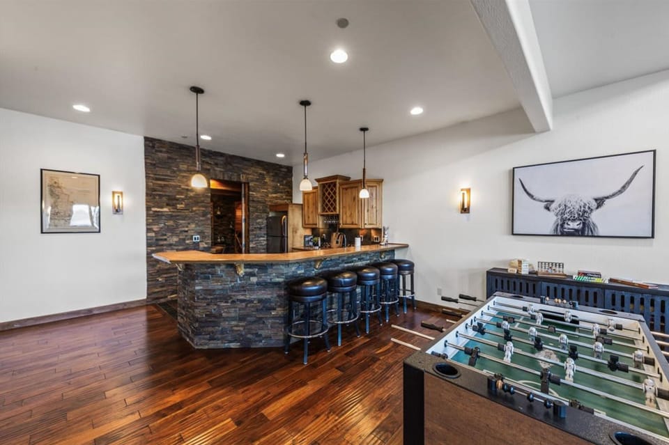 House | 6 bedrooms, Internet