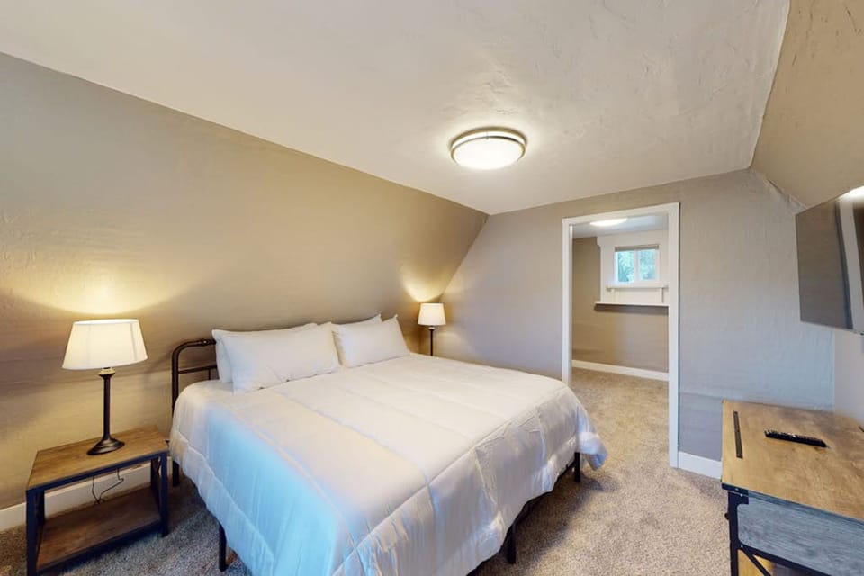 House | 3 bedrooms, high-speed internet