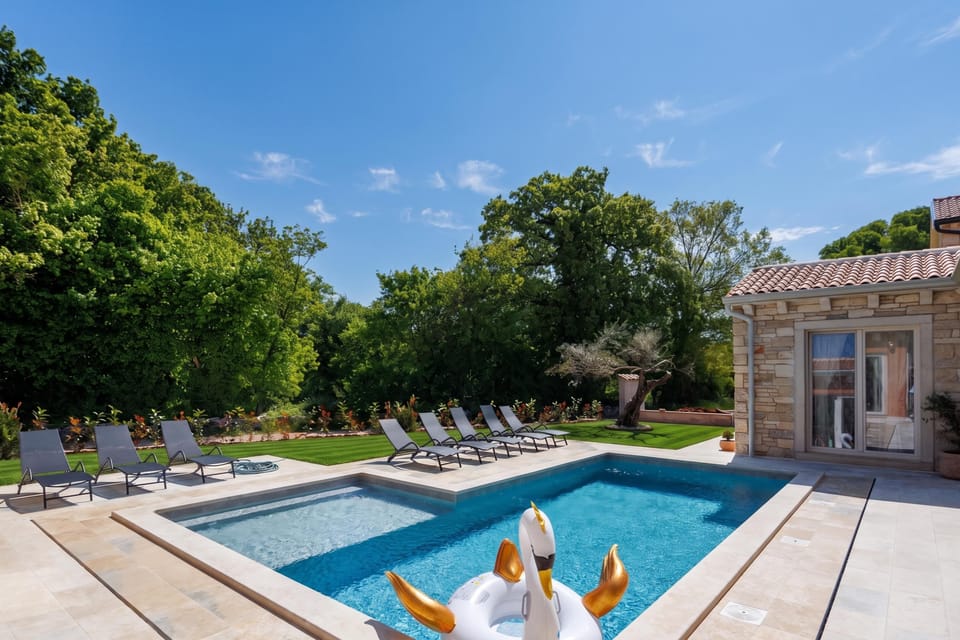 Luxury House, 4 Bedrooms, Microwave (Villa Stonica - Rustic Istrian Pool) | Outdoor pool | Seasonal outdoor pool
