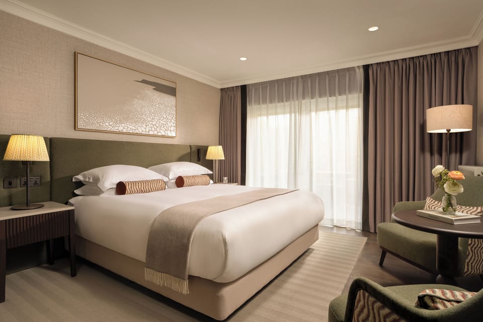 Premium Double Room, Balcony | In-room safe, desk, iron/ironing board, WiFi (free)