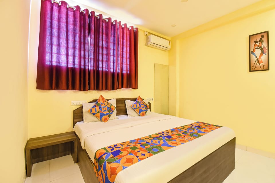 Deluxe Room | Egyptian cotton sheets, premium bedding, in-room safe, free WiFi