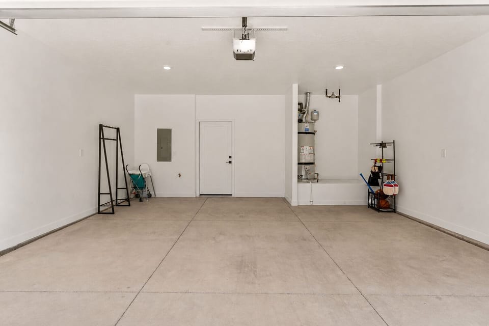 Townhome, 4 Bedrooms | Interior