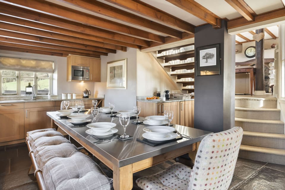 House | 5 bedrooms, Internet