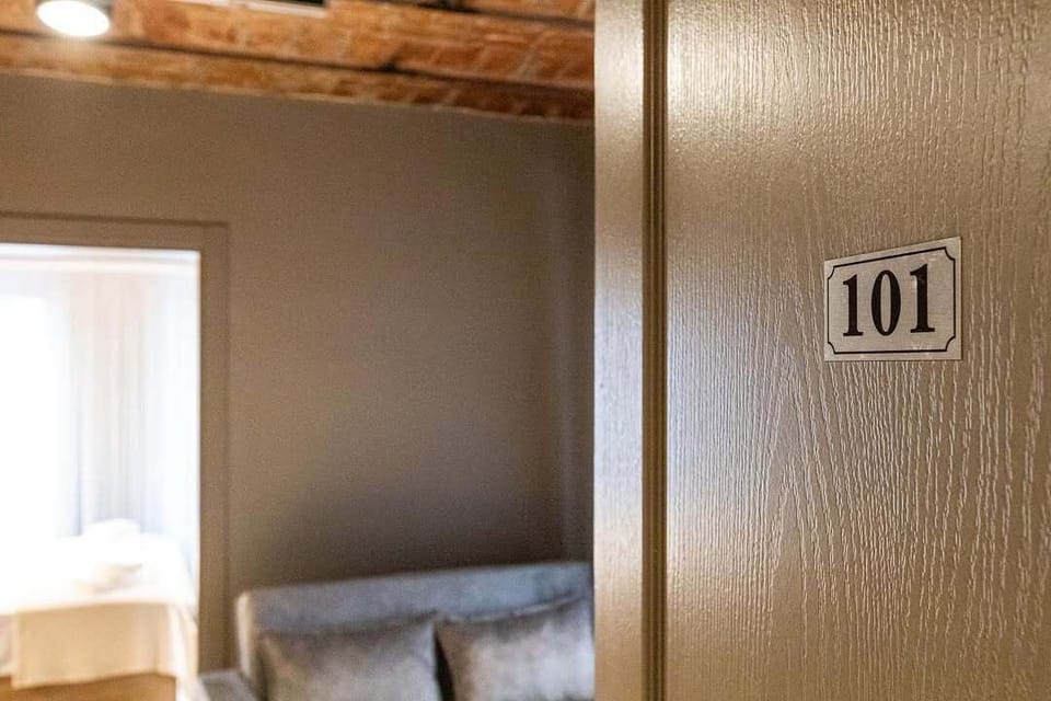 Superior Triple Room, City View | Interior