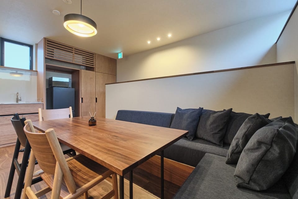 Comfort Condo | Living area | 50-inch flat-screen TV with digital channels