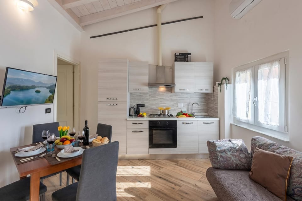 Standard Apartment, 1 Bedroom, Air conditioning (Via Chiappori Sestri Ponente) | Interior