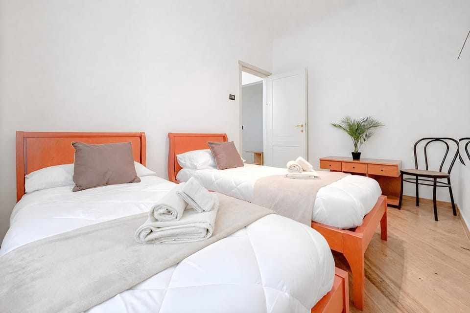 Standard Apartment, 2 Bedrooms, Microwave (Via D'Andrade Sestri Ponente) | 2 bedrooms