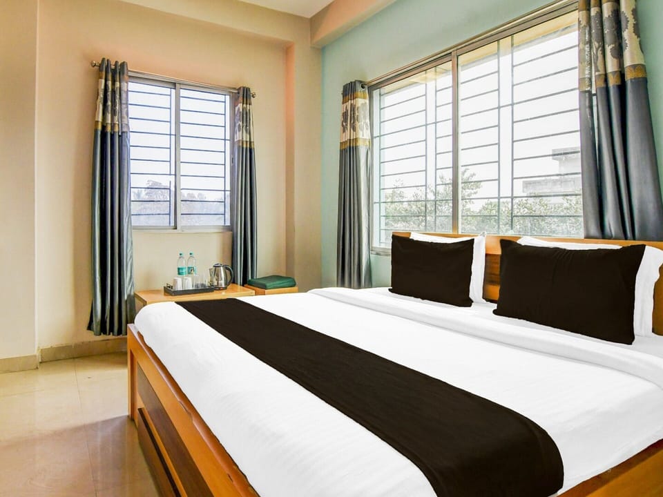 Collection O SF Road Siliguri Jyoti Hotel House in West Bengal