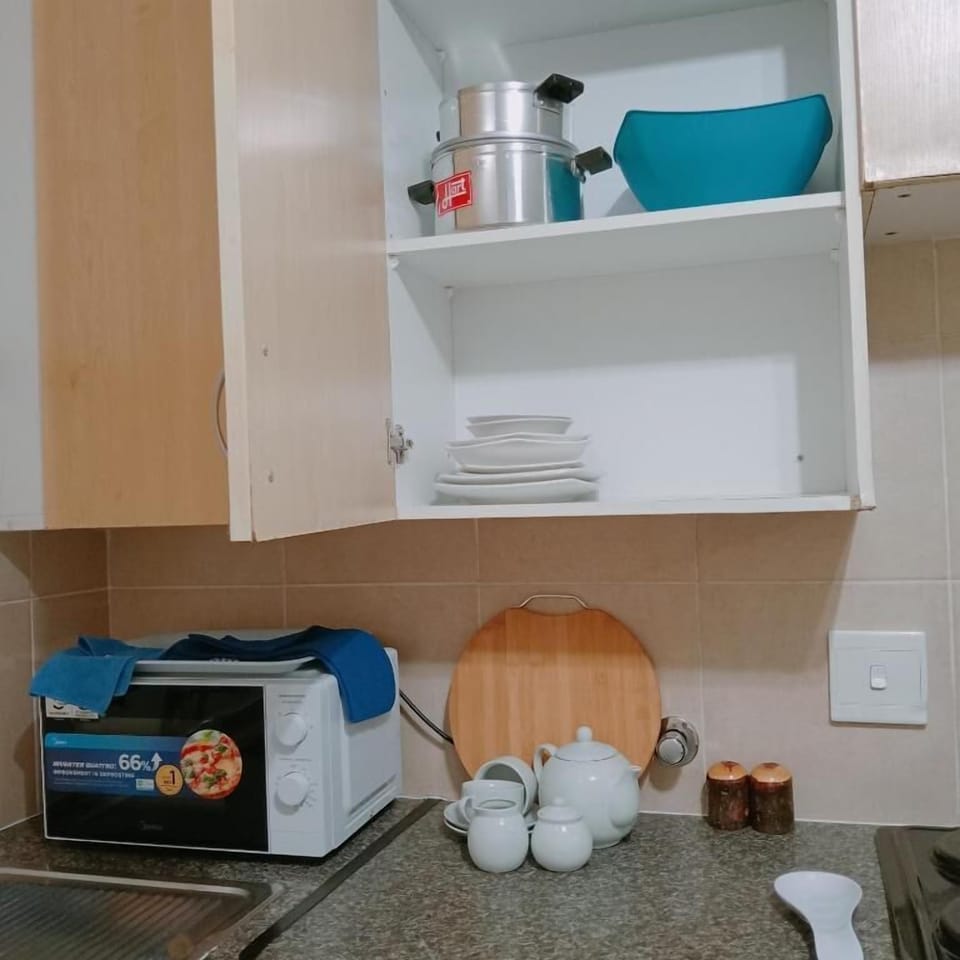 Apartment, 1 Bedroom | Private kitchen
