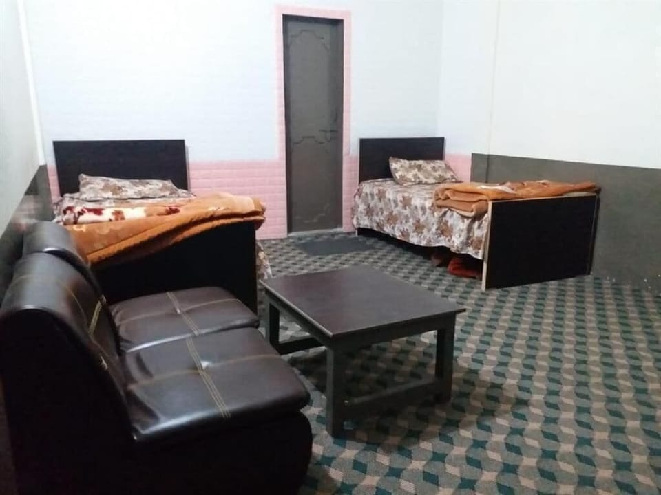 Deluxe Double Room, Mountain View | Iron/ironing board (on request), WiFi (free)