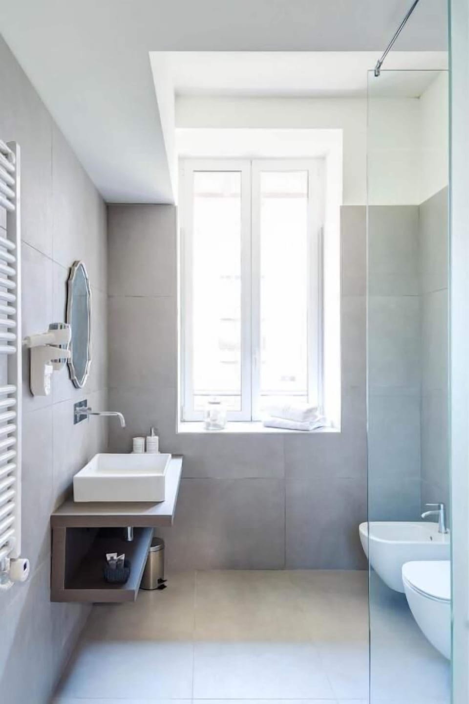 Classic Room | Bathroom | Shower, hair dryer, bathrobes, bidet