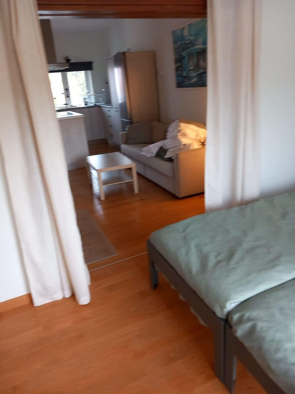 House | 2 bedrooms, desk, soundproofing, Internet