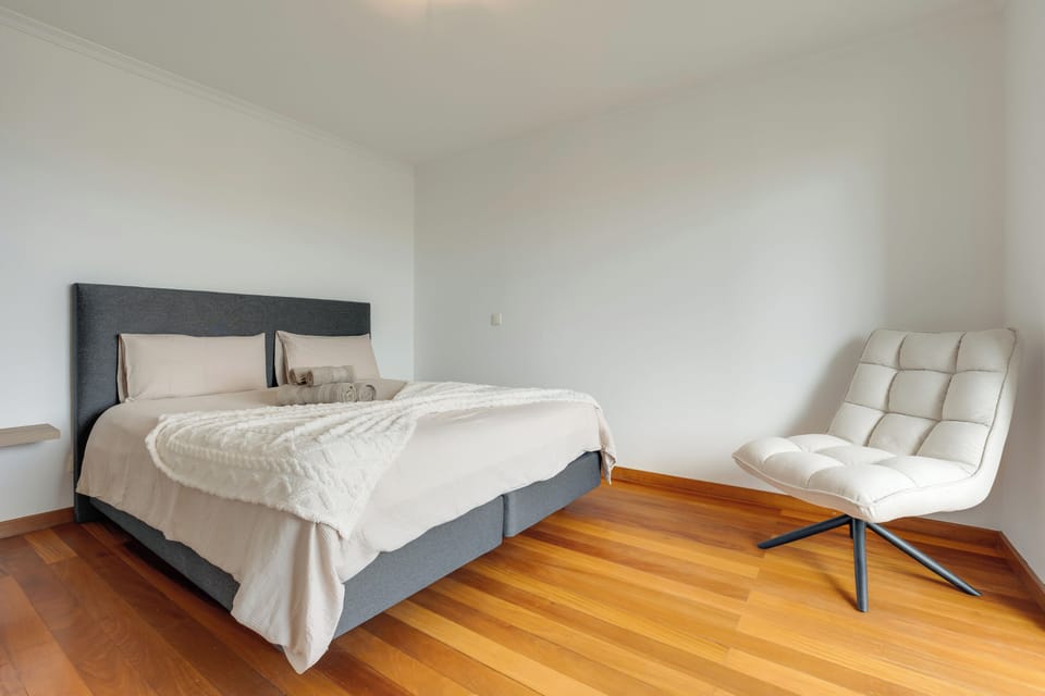 Comfort Apartment, City View | Iron/ironing board, free WiFi