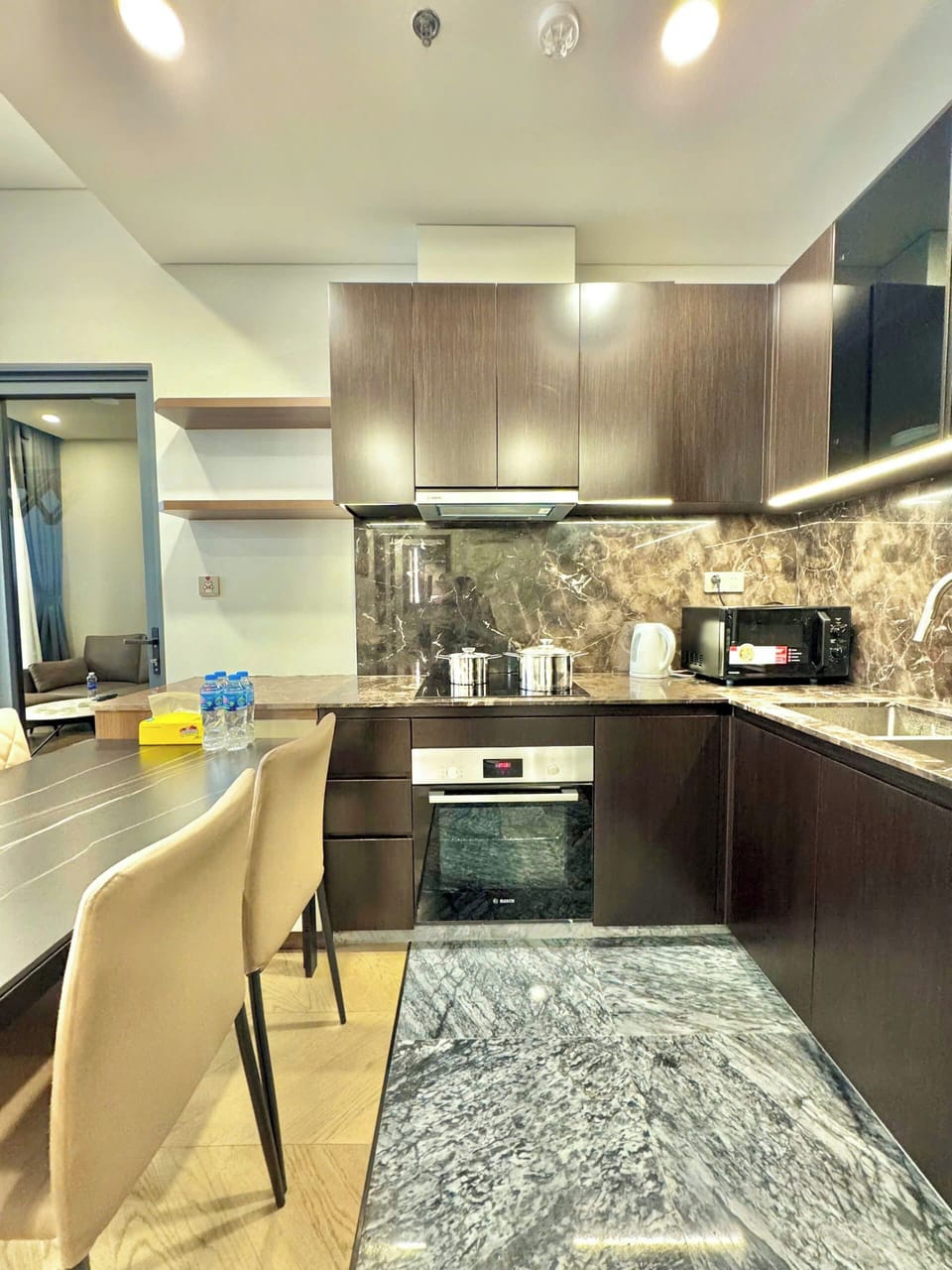 Private kitchen