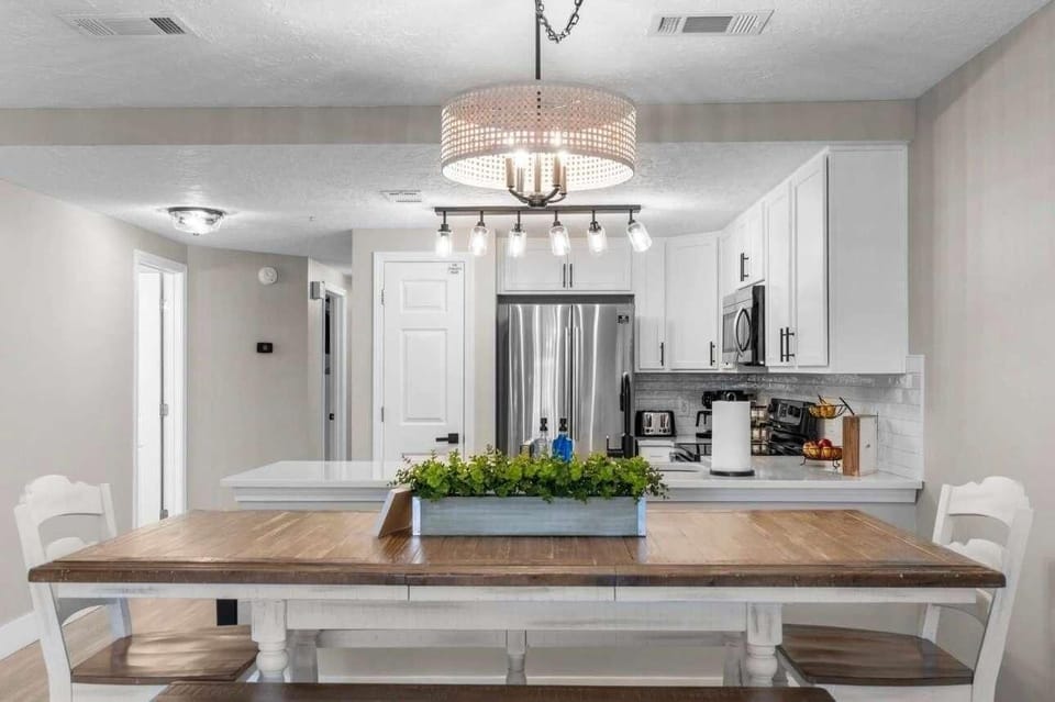 Condo, Multiple Beds (Ciboney 3008) | Dining