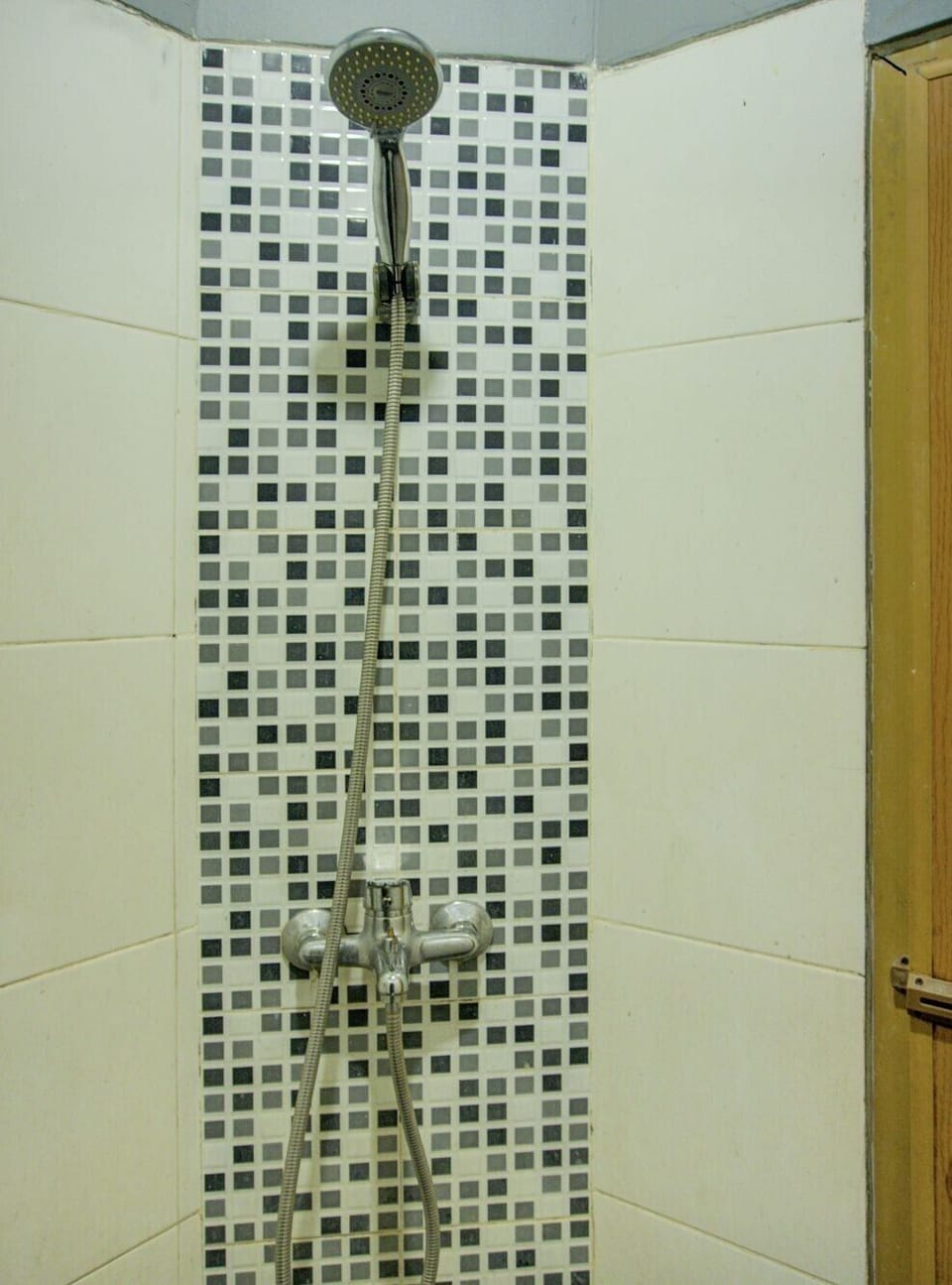 Standard Double Room | Bathroom