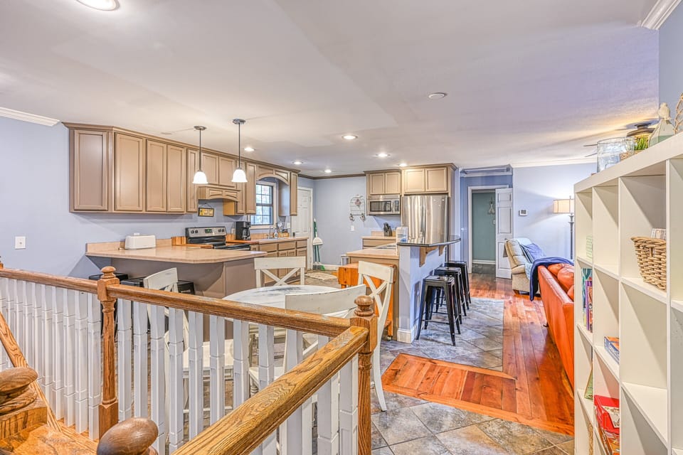 House, Multiple Beds, Patio (SML Ski School) | Interior