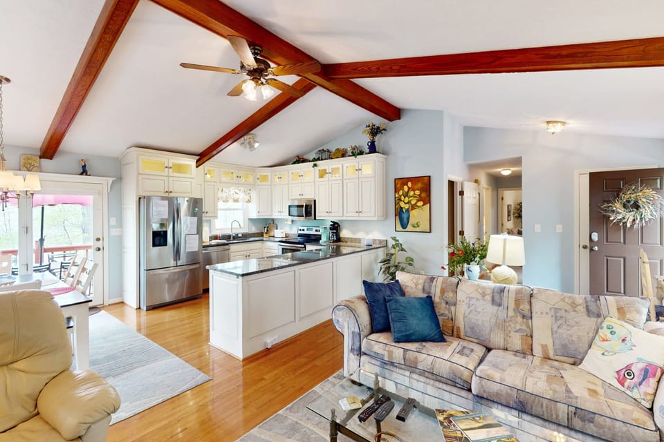 House, Multiple Beds (1 Special Place) | Living area