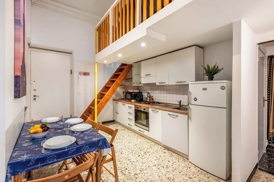 Family Apartment, 2 Bedrooms, Microwave (Da Stefano) | Private kitchen