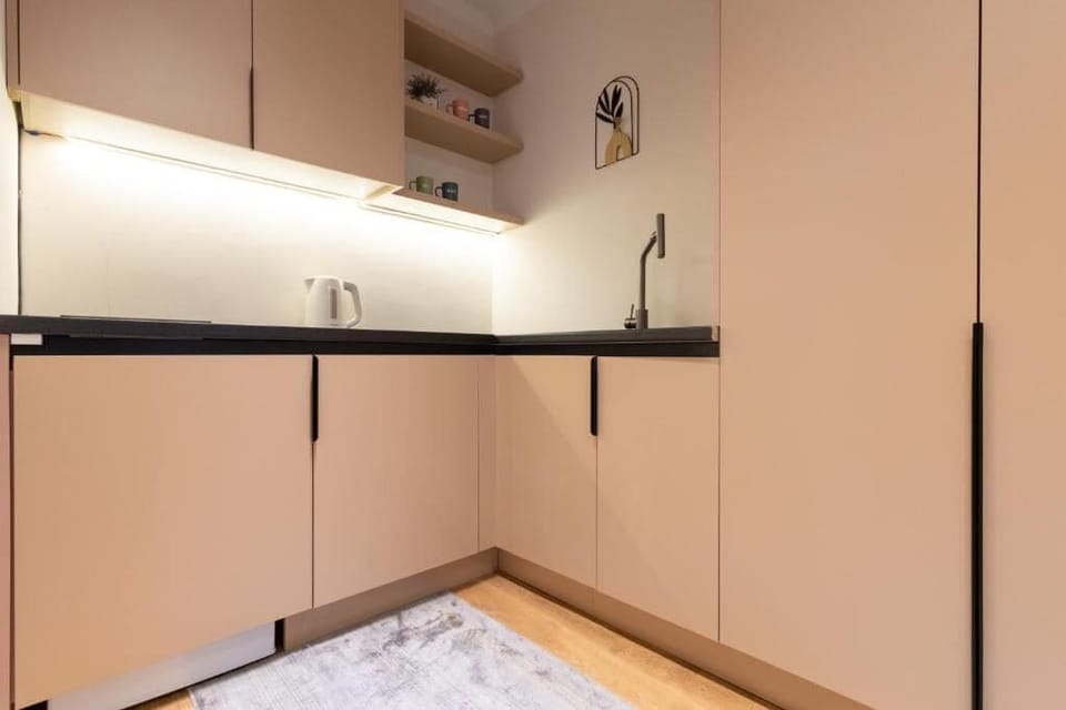 City Apartment, City View | Interior