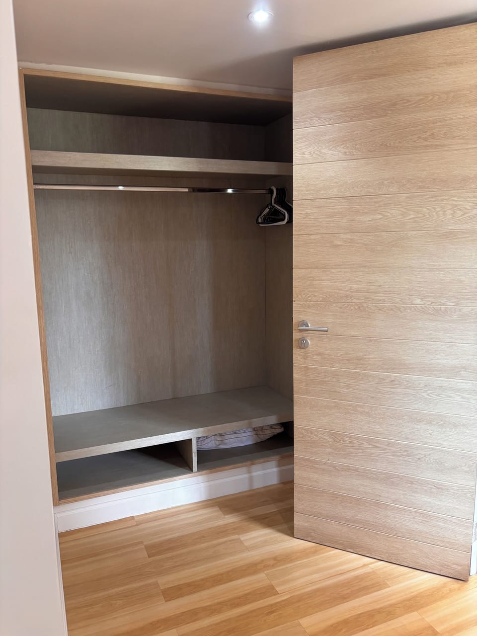 Apartment, 1 Bedroom, Smoking, Balcony | Interior