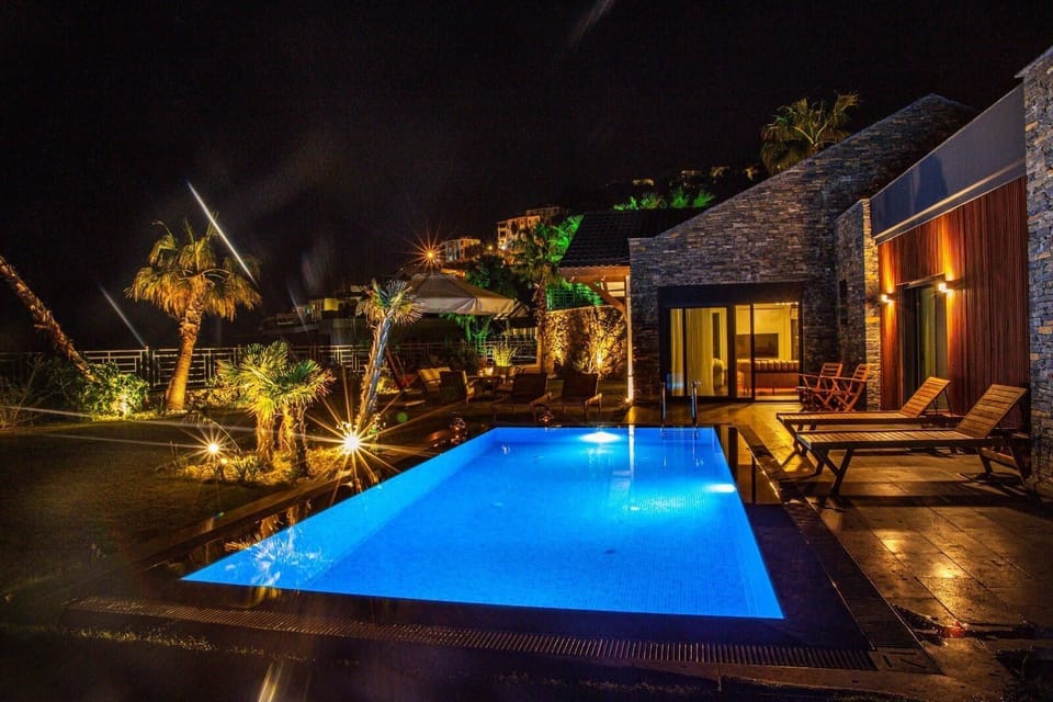 Deluxe Villa, Patio, Sea View | Pool | Outdoor pool