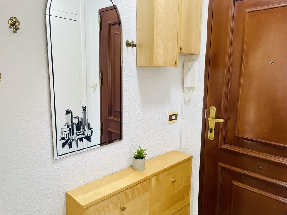House | 1 bedroom