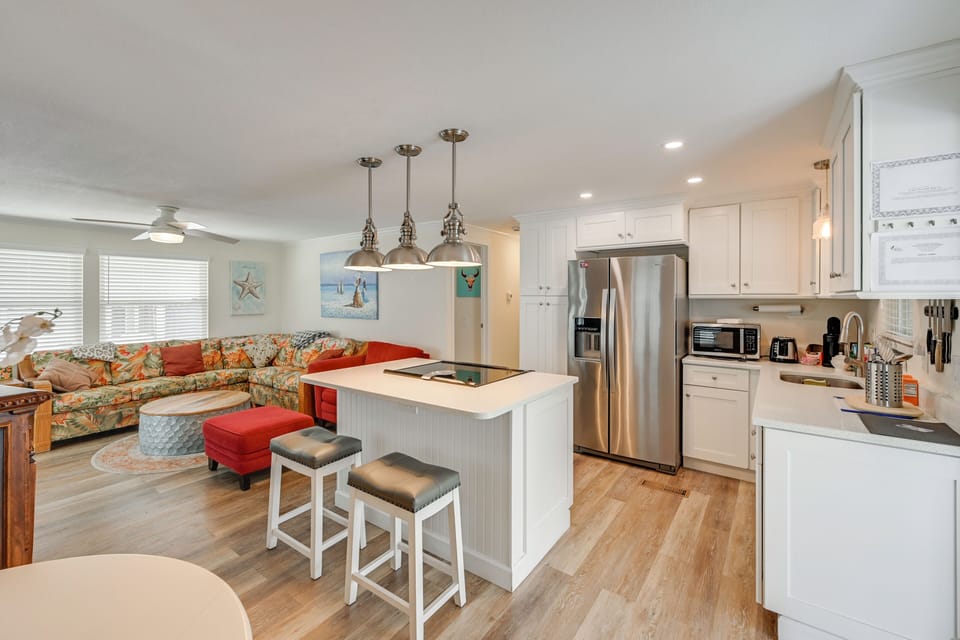 House (2 Bedrooms) | Interior