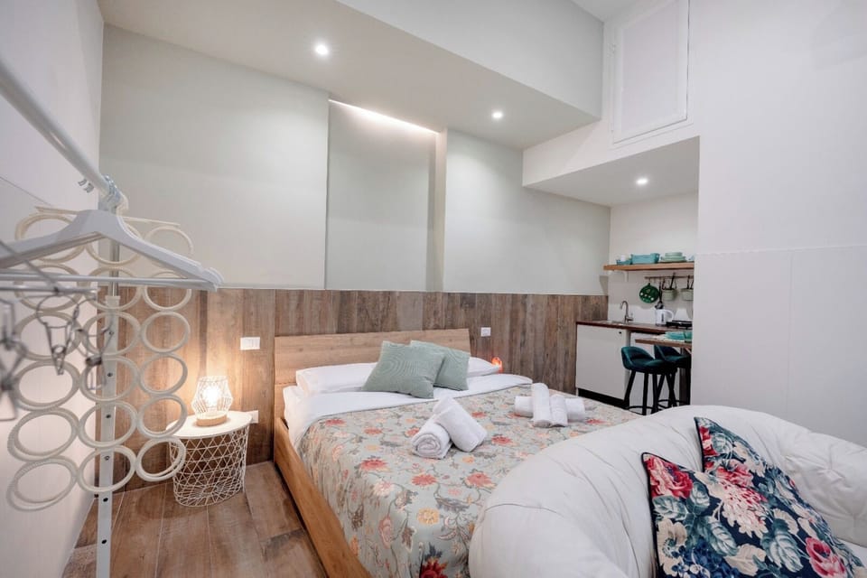Comfort Double or Twin Room | Minibar, blackout drapes, WiFi (free)