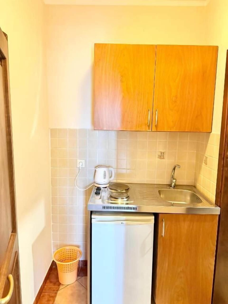 Triple Room, Balcony, City View | Private kitchen