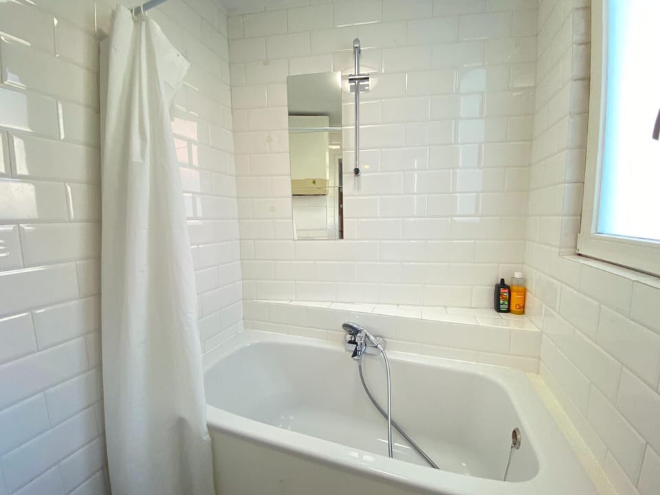 Apartment | Bathroom | Towels