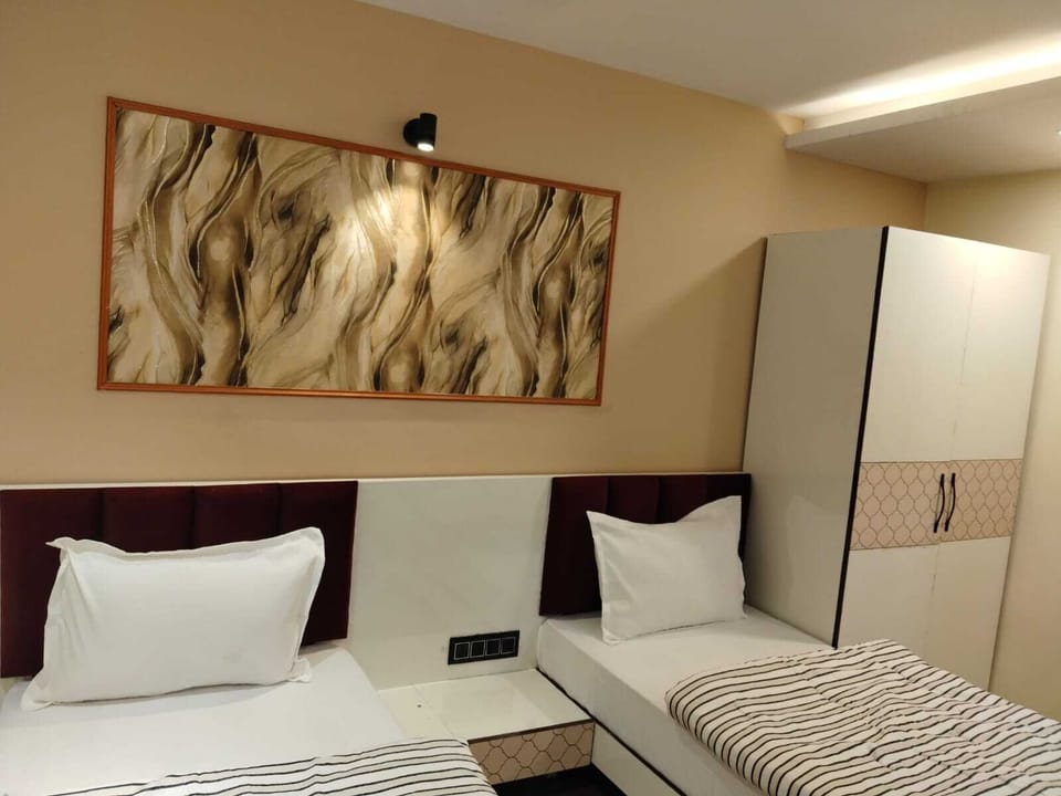 Deluxe Twin Room | Free WiFi