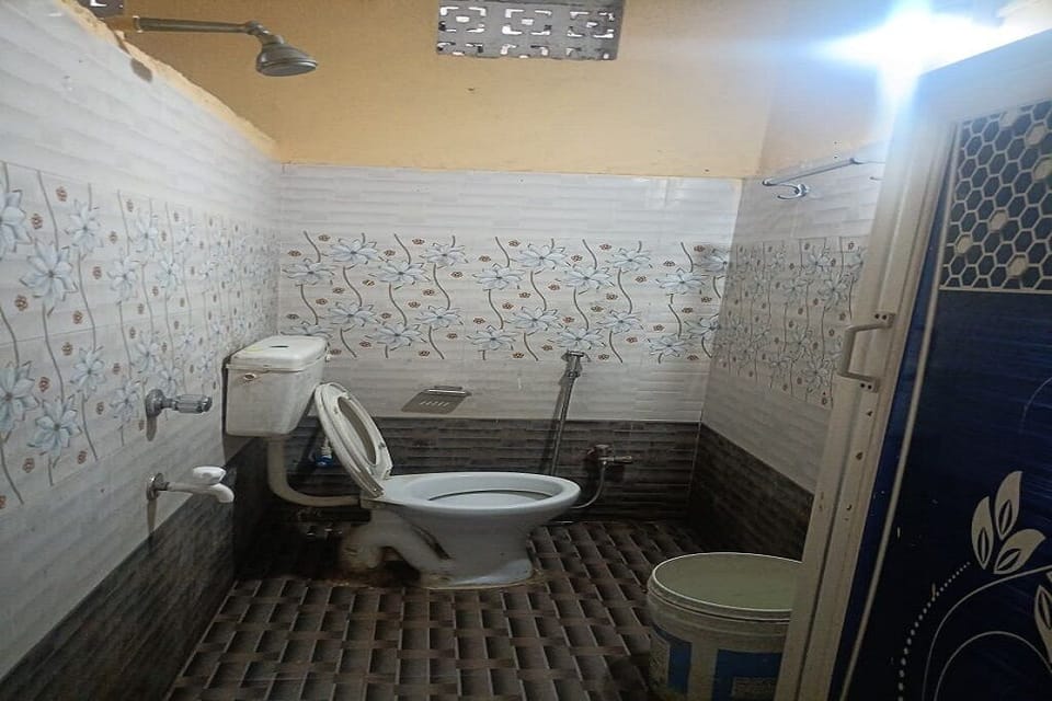 Deluxe Room | Bathroom | Towels