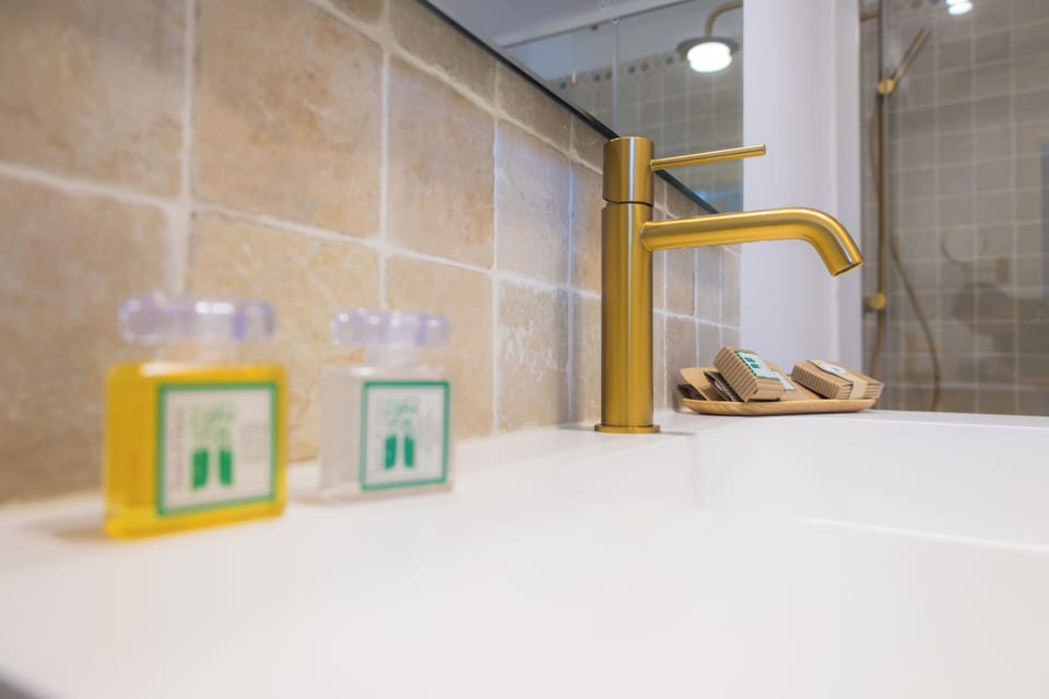 Superior Suite, Private Bathroom, Annex Building | Bathroom | Shower, hair dryer, slippers, towels