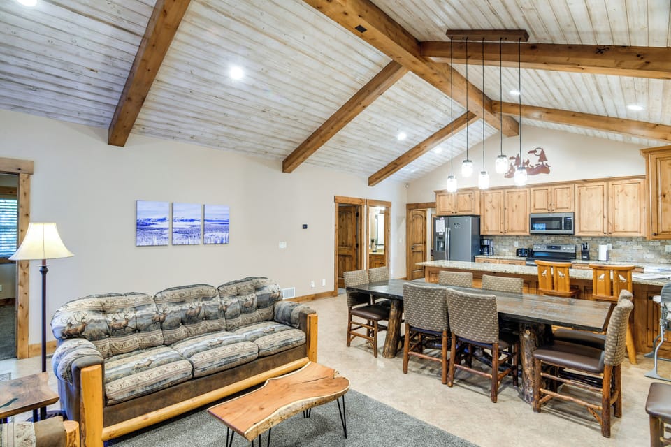 House (Multiple Bedrooms) | Interior