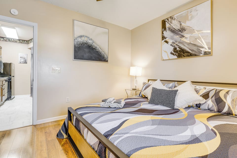 Apartment (1 Bedroom) | Interior