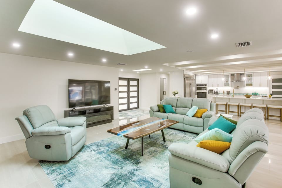 House (5 Bedrooms) | Interior