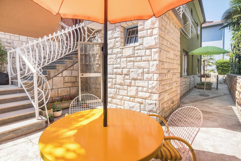 Studio, 1 Bedroom, Patio, Garden View | Terrace/patio