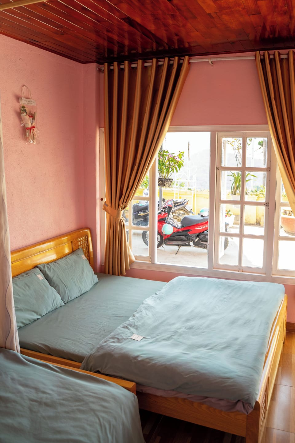 Basic Quadruple Room | Free WiFi
