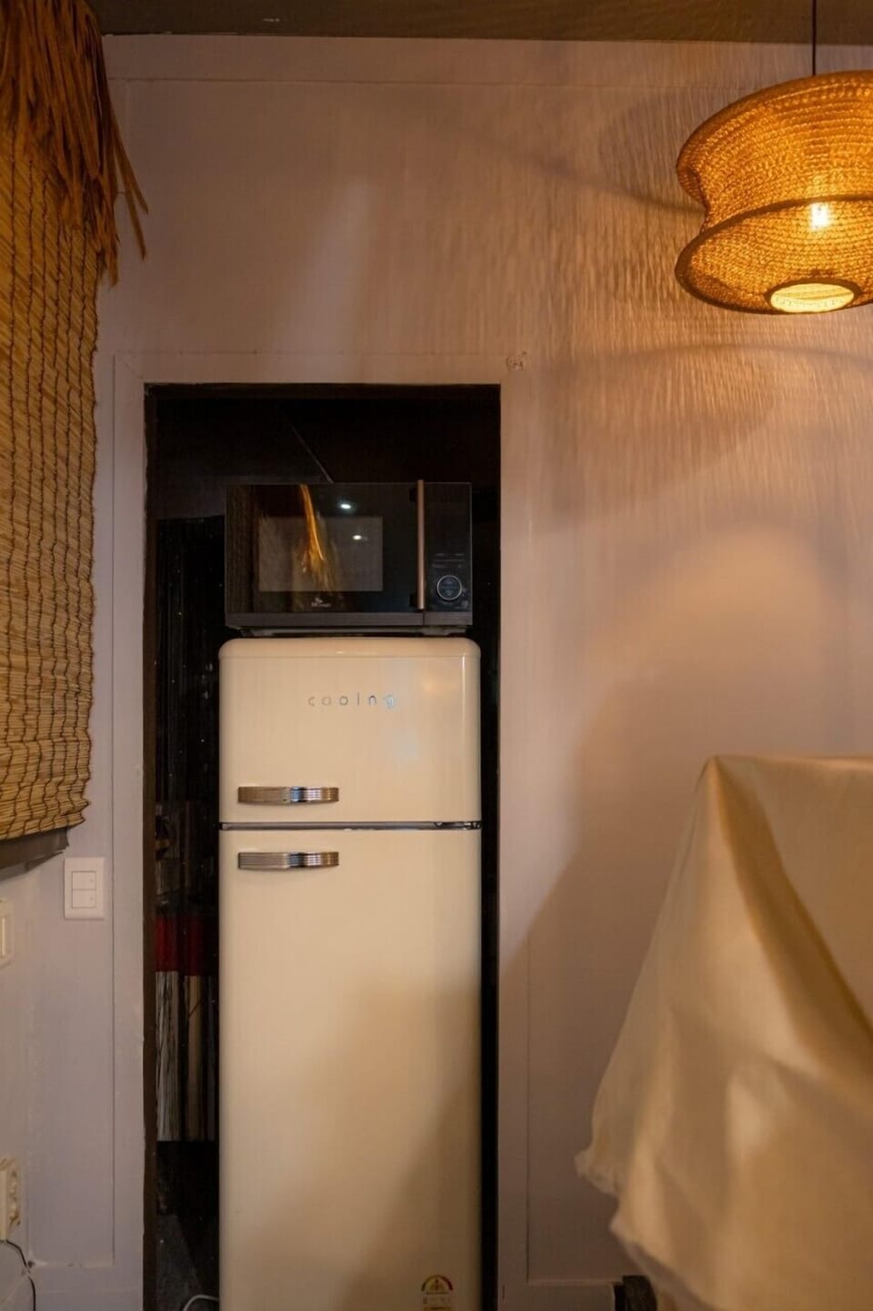 Bali Style / multiple capacity clean / yeongildae 3 minutes by walk | Free WiFi